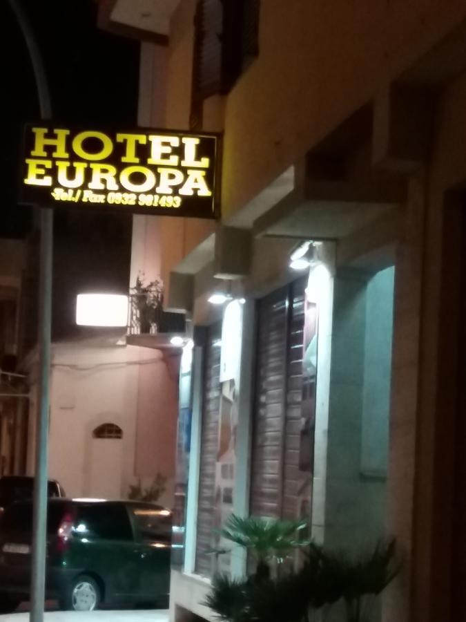 Albergo Europa Vittoria Exterior foto